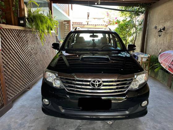 TOYOTA HILUX SW4 3.0 SRV 4X4 16V TURBO INTERCOOLER DIESEL 4P AUTOMÁTICO